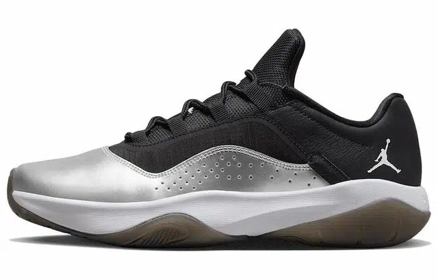 Jordan Air Jordan 11 Low "Silver Toe"