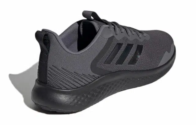 adidas Fluidstreet