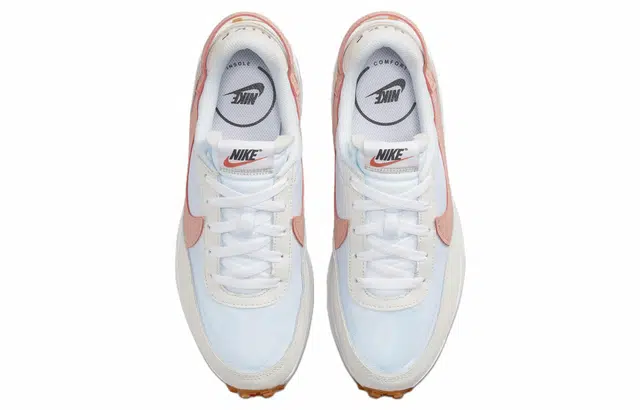 Nike Waffle Debut