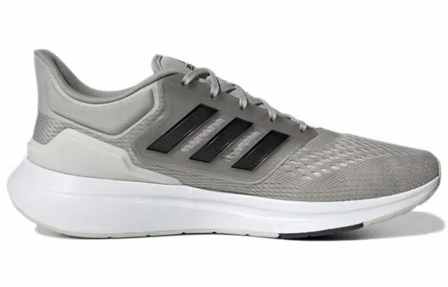 adidas EQ21 Run