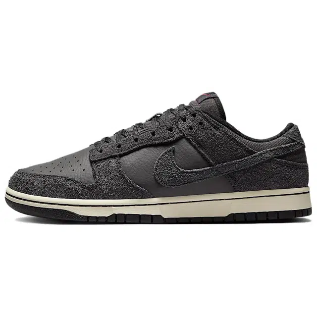 Nike Dunk Low PRM