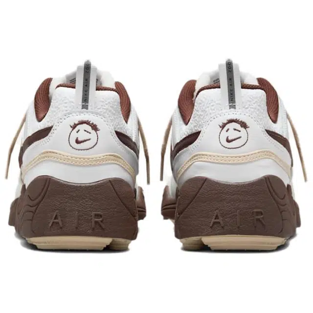 Travis Scott x Nike ZOOM Field JAXX WhiteLight Chocolate