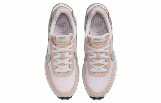 Nike Waffle Debut
