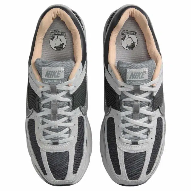 Nike Air Zoom Vomero 5