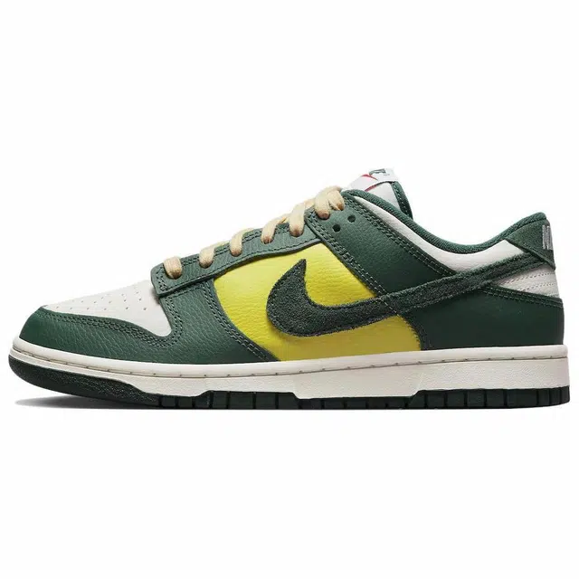 Nike Dunk Low "Noble Green"
