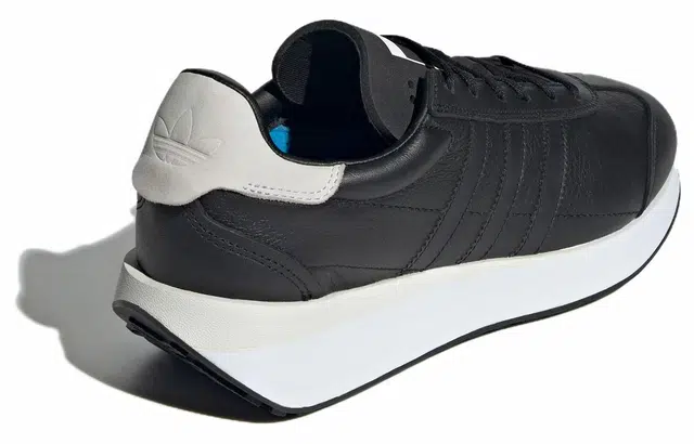 adidas originals COUNTRY