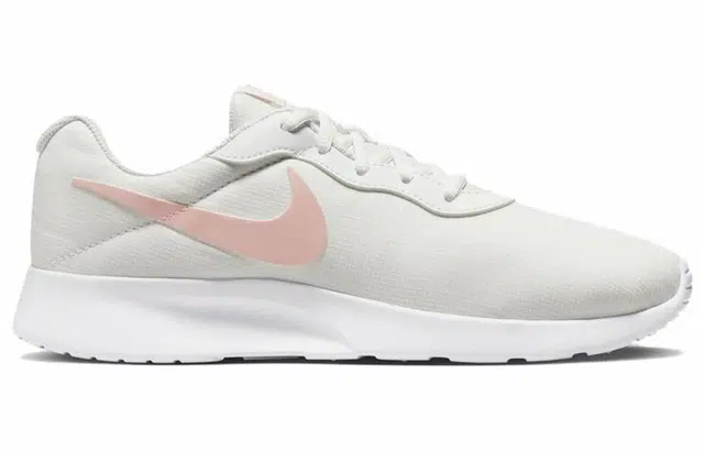 Nike Tanjun Refine