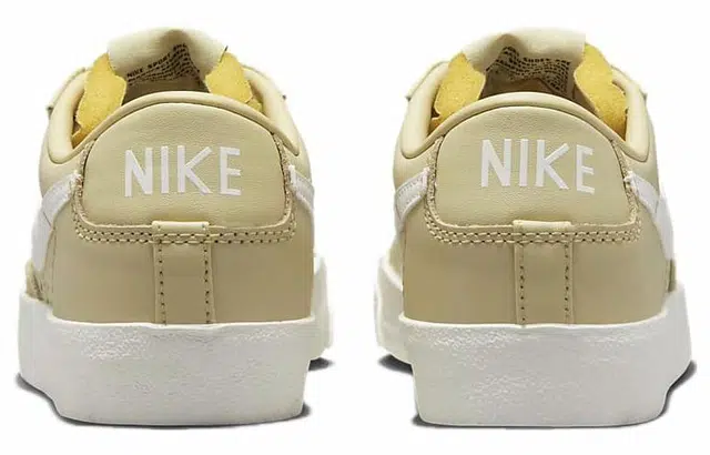 Nike Blazer Low '77