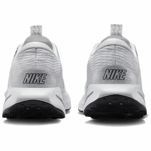 Nike Motiva Premium