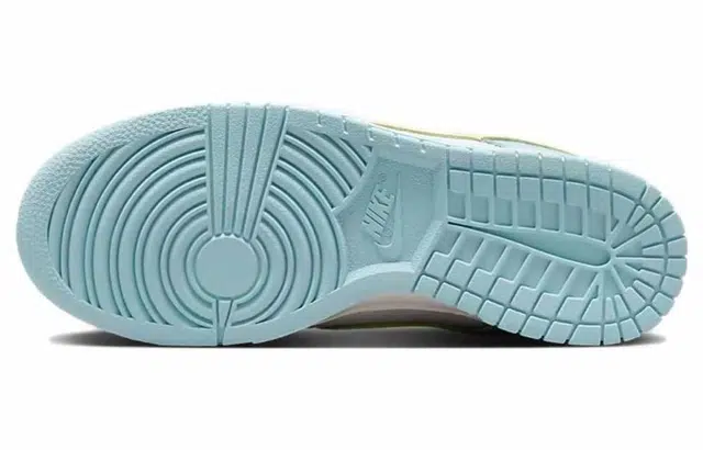 Nike Dunk Low "Ocean Bliss"