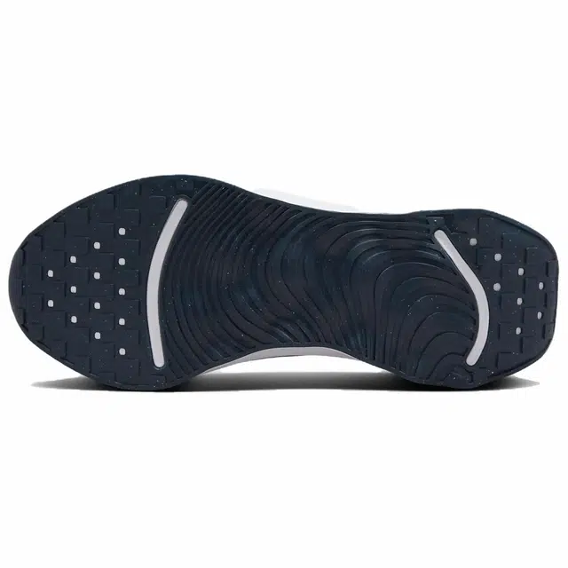 Nike Motiva