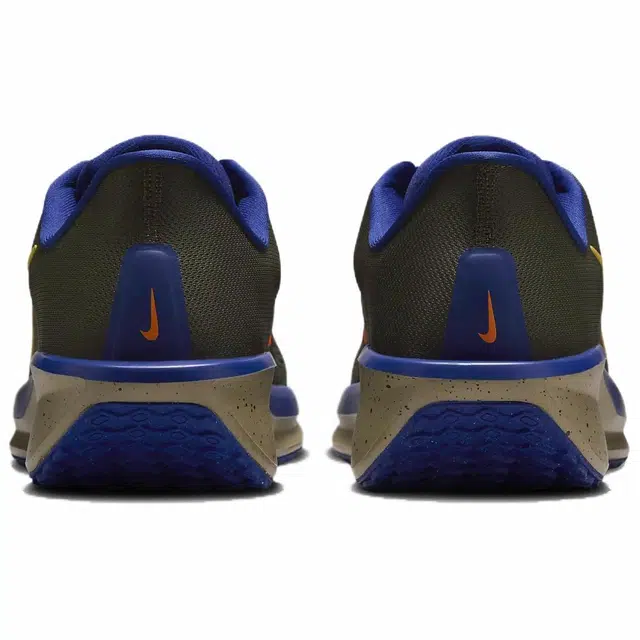Nike Quest 6