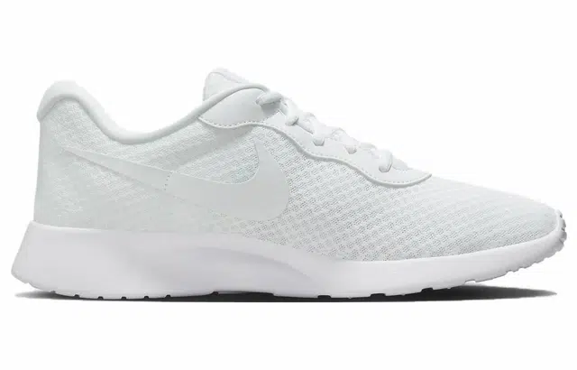 Nike Tanjun FlyEase