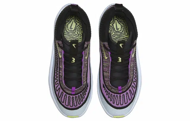 Nike Cosmic Unity 3