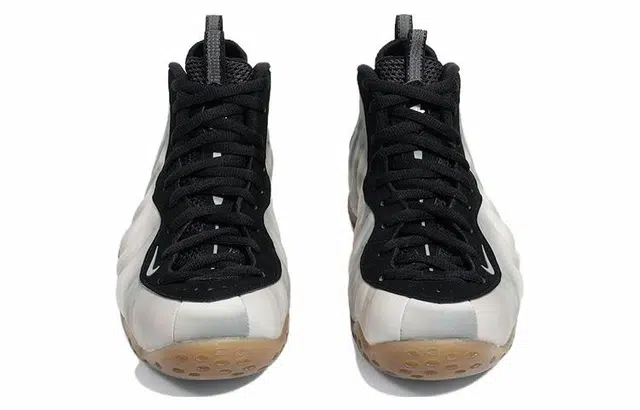 Nike Foamposite One "Dream A World"