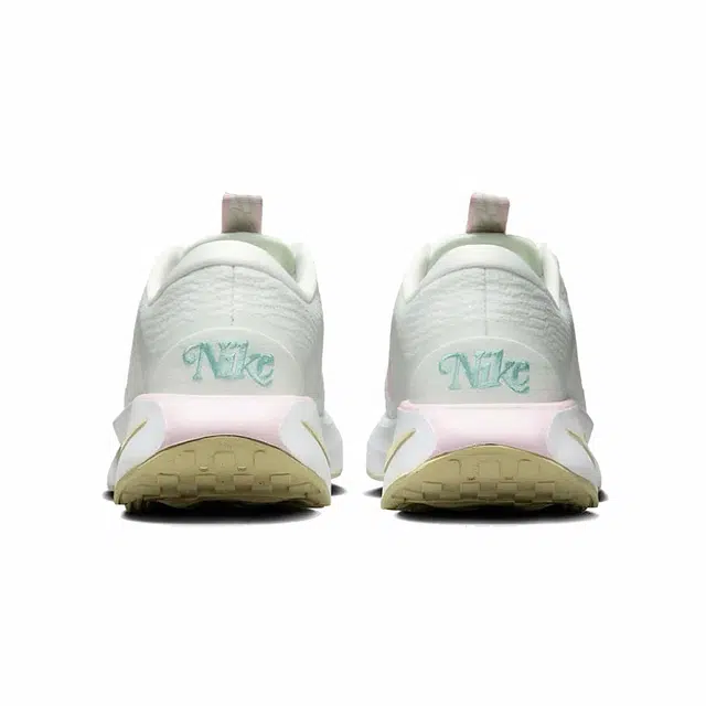 Nike Motiva
