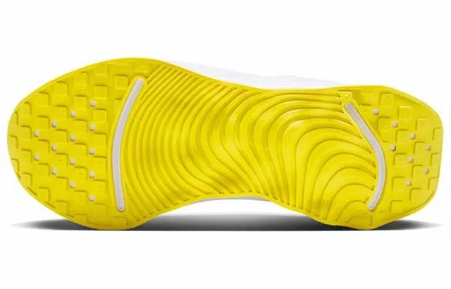 Nike Motiva