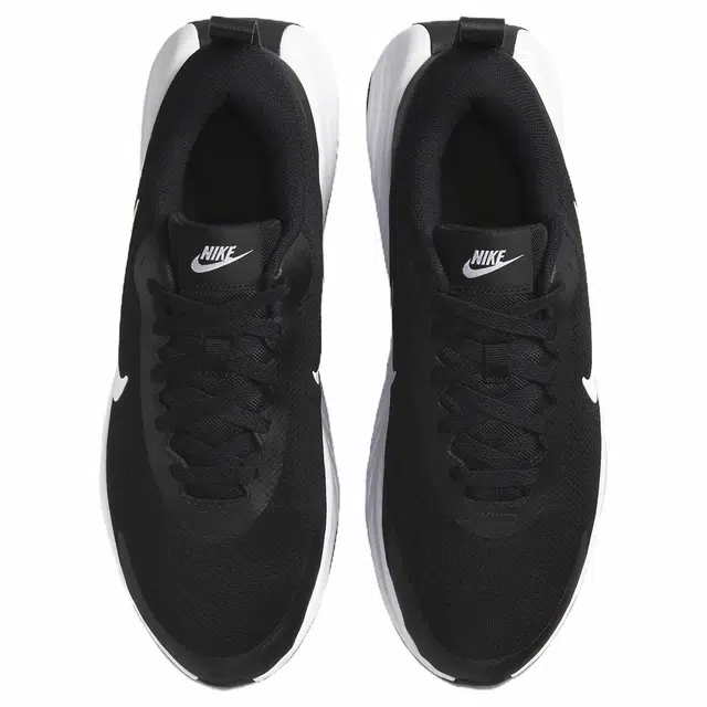 Nike Promina
