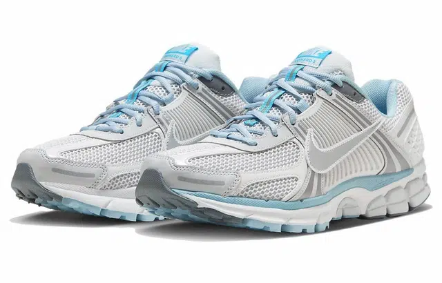 Nike Air Zoom Vomero 5