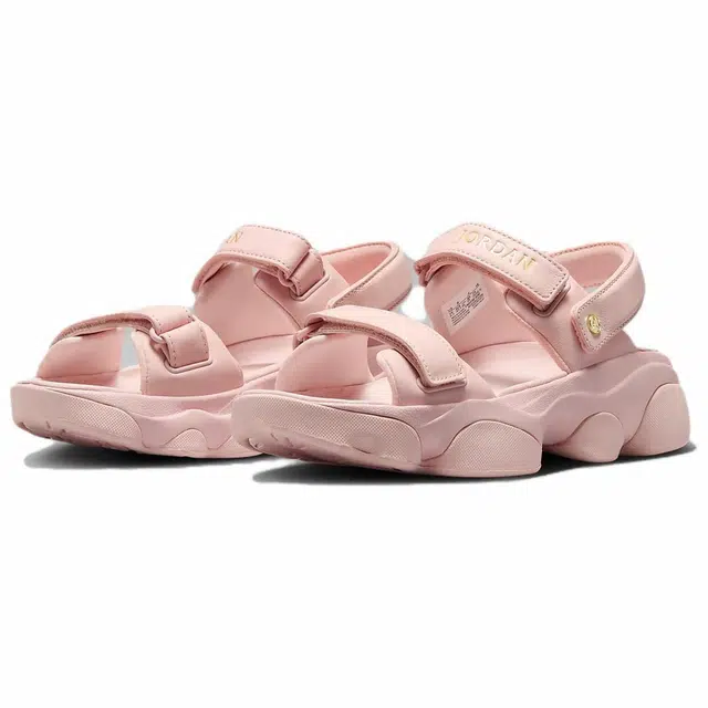 Jordan Deja Sandal