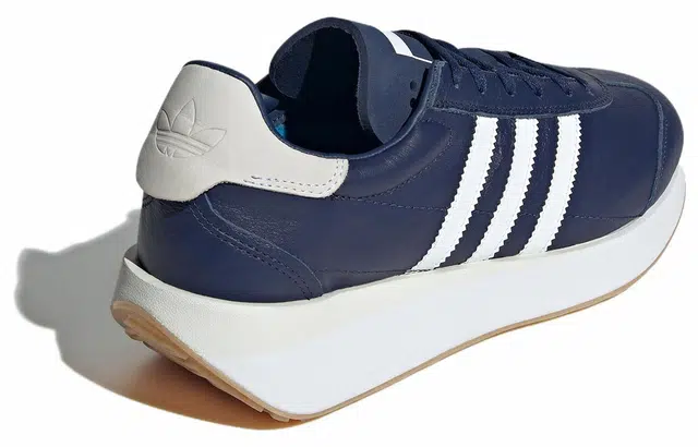 adidas originals COUNTRY