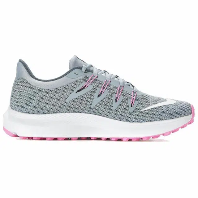 Nike Quest 3