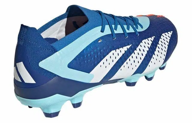 adidas Predator AG