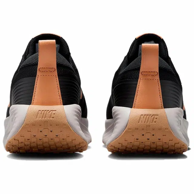 Nike PROMINA