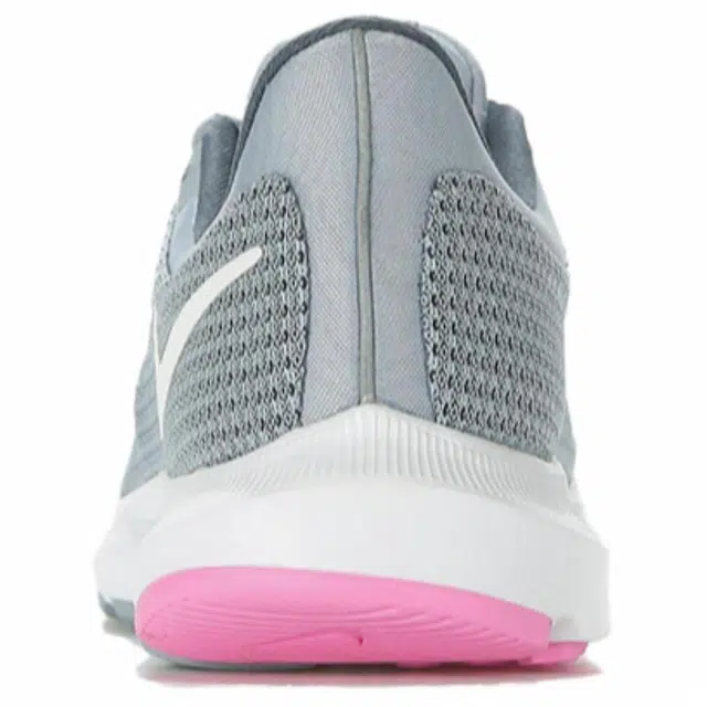 Nike Quest 3