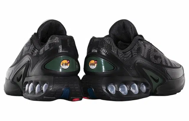 Supreme x Nike Air Max Dn