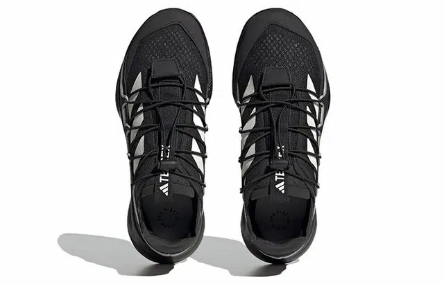 adidas Terrex Voyager 21