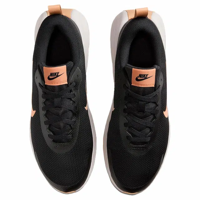 Nike PROMINA