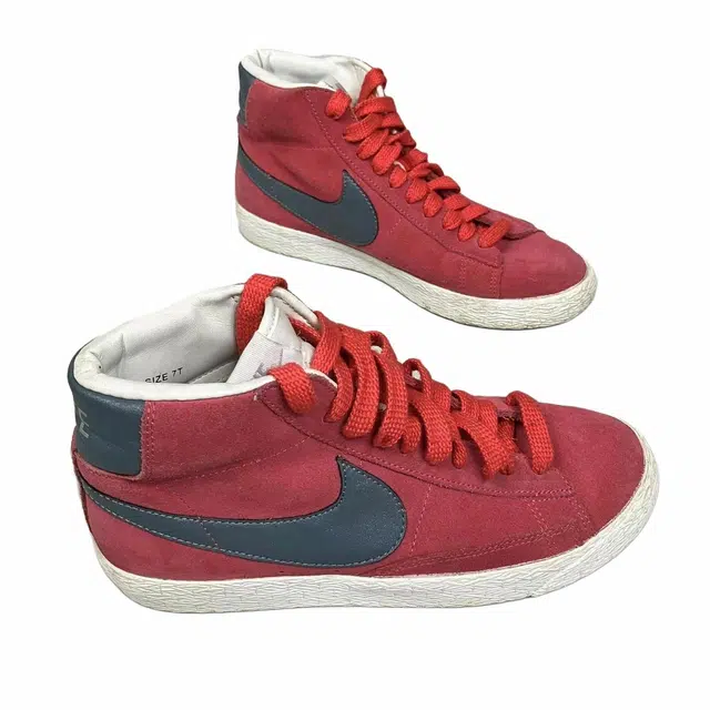 Nike Blazer Mid