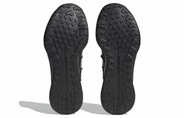 adidas Terrex Voyager 21