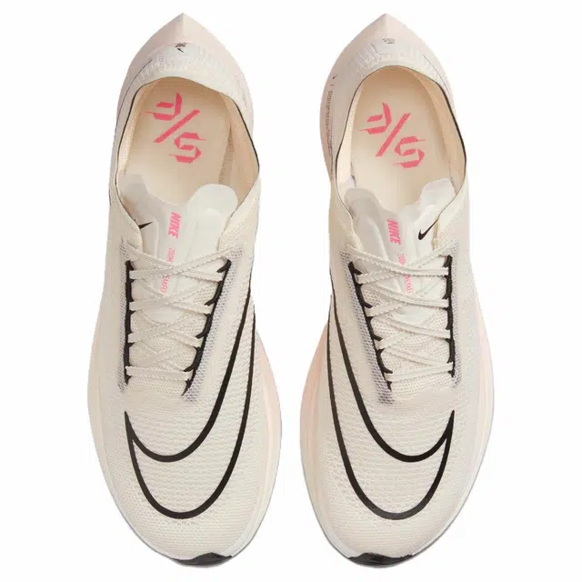 Nike ZoomX Streakfly