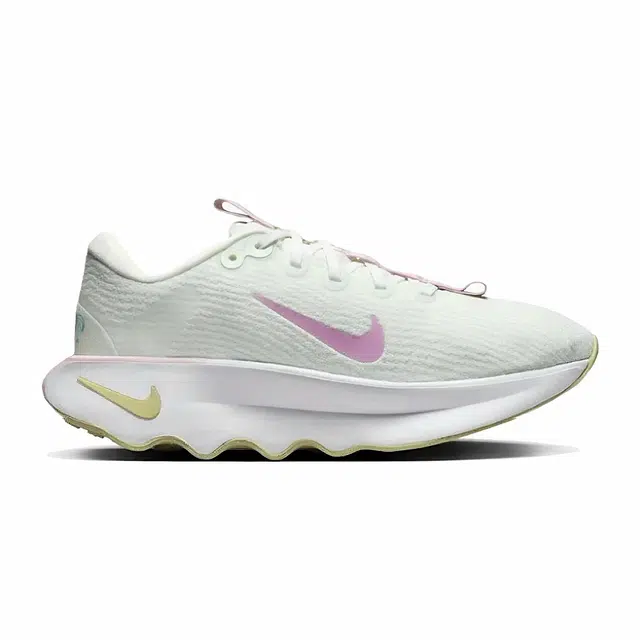 Nike Motiva