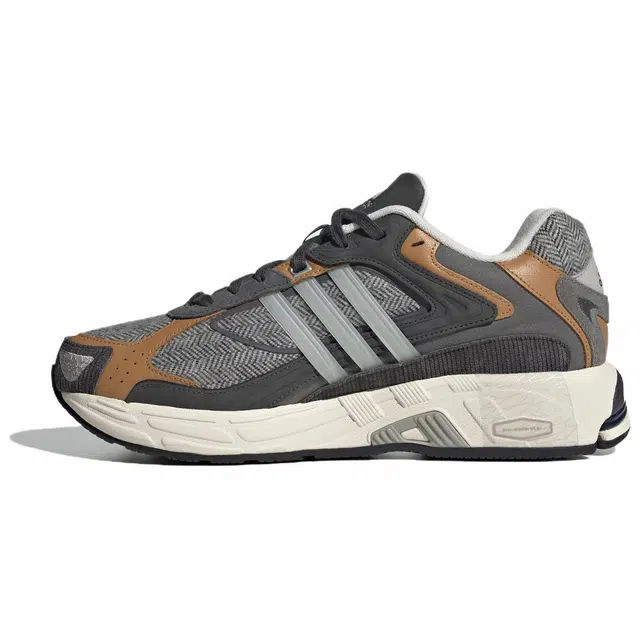 adidas RESPONSE CL