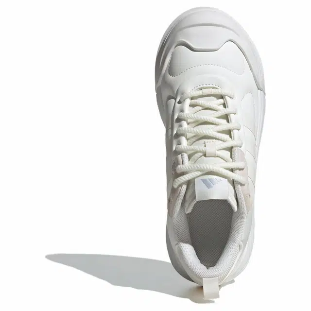 adidas MAXXCOURT LEATHER