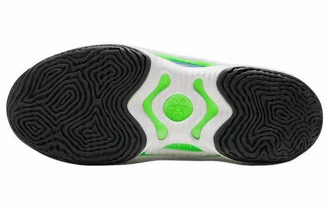 Nike Cosmic Unity 3