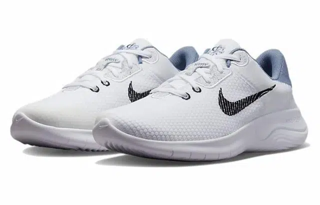 Nike Flex Experience Run 11 Extra Wide