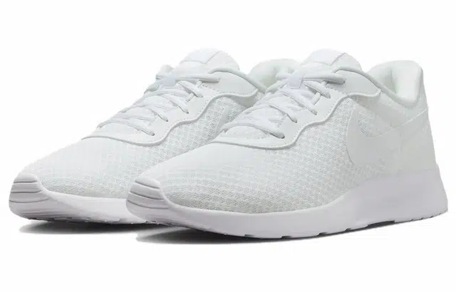Nike Tanjun FlyEase