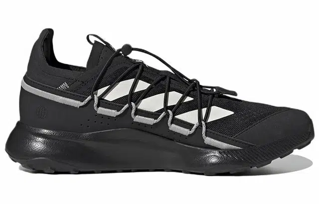 adidas Terrex Voyager 21