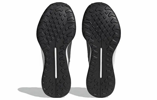 adidas Terrex Voyager 21