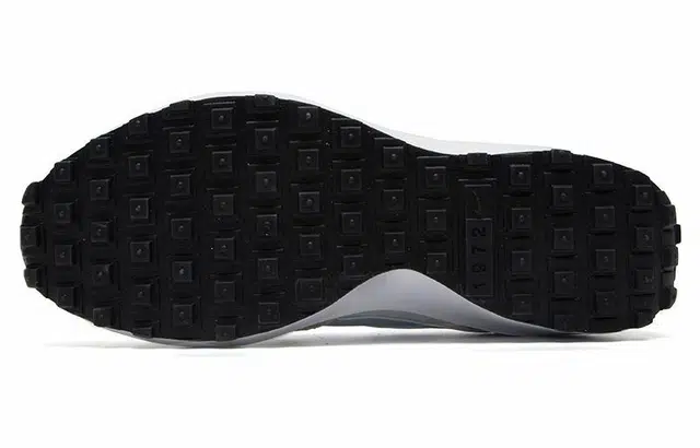 Nike Waffle Debut