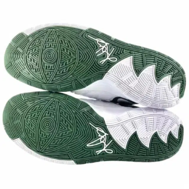 Nike Kyrie 6 TB
