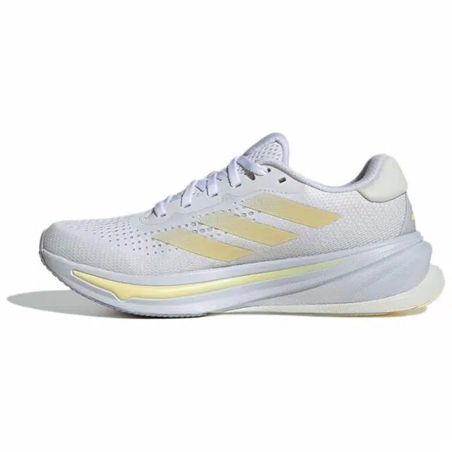 adidas SUPERNOVA RISE