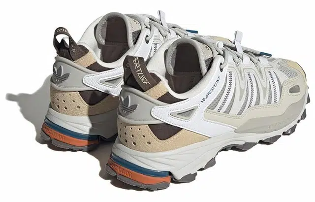 adidas originals Hyperturf Adventure