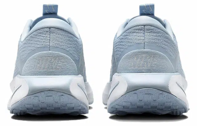 Nike Motiva