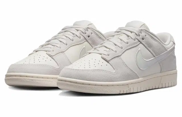Nike Dunk Low WMNS Iridescent Swoosh