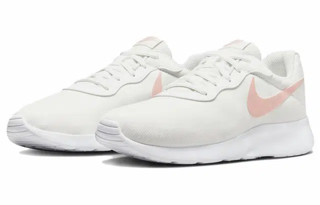 Nike Tanjun Refine